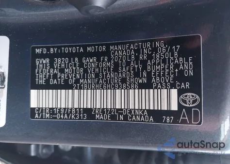 2017 Toyota Corolla Le z USA, uszkodzony, nr VIN 2T1BURHE6HC938586